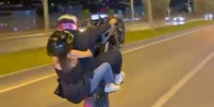 Malatya’da Tek Teker Tehlikesi Kamerada: Motosiklet Sürücüsünün Ehliyetine 4 Ay El Konuldu