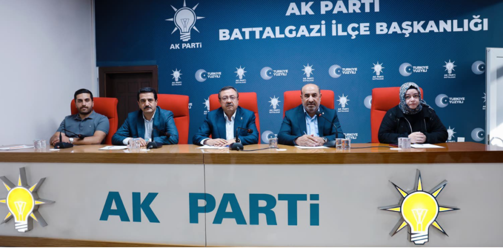 AK Parti Battalgazi’de İlçe Danışma Meclisi Toplantısı Gerçekleştirildi