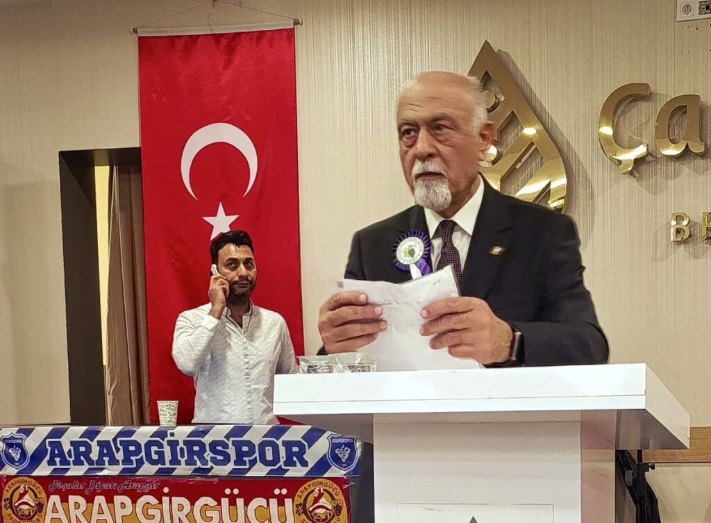 Arapgir’de Öğrenciler İçin “Bir Kalem Bir Defter” Kampanyası