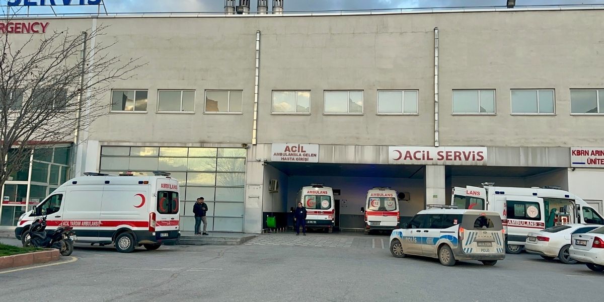 Malatya’da Bıçaklı Kavga: 2 Genç Yaralandı, 2 Şüpheli Yakalandı