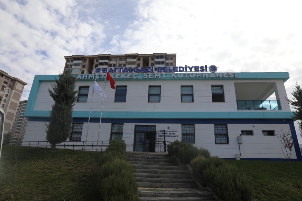 Battalgazi Belediyesinden Sınava Hazırlanan Öğrencilere Kütüphane Desteği
