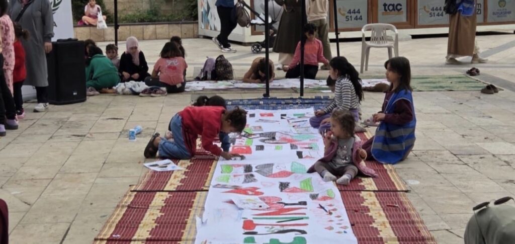 Malatya’da Filistinli Çocuklar İçin Anlamlı Resim Etkinliği