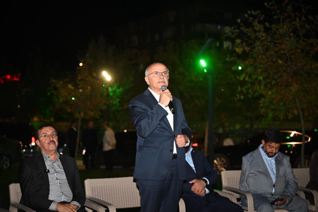 Üç Mahallede Belediye Eliyle Dönüşüm